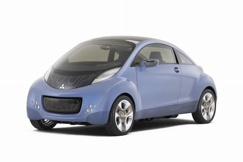 Illustration for article titled Mitsubishi iMiEV Sport Air Concept: Similar Body, Tron-Like Interior